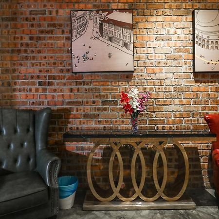Urbanstay Industrial Ίπο Εξωτερικό φωτογραφία